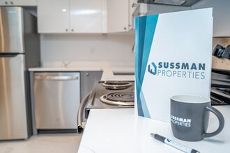 Kenmore Apartments in Southington, CT - Building Photo - Building Photo