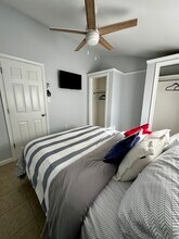 24 Angler Rd in Little Egg Harbor Township, NJ - Foto de edificio - Building Photo