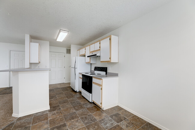 Westridge Apartments in Boise, ID - Building Photo - Building Photo