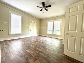 701 N Cypress St in Vivian, LA - Building Photo - Building Photo
