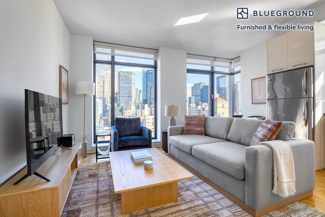 49 E 34th St in New York, NY - Building Photo