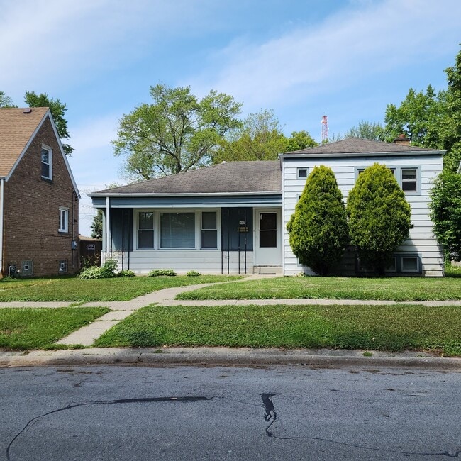 property at 9716 Warren Ave