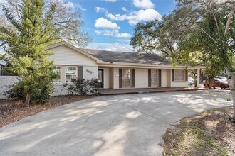 5667 San Felipe St in Houston, TX - Building Photo - Building Photo