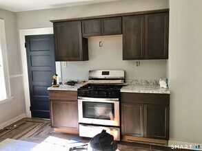 52 Catherine St in Stratford, CT - Building Photo - Building Photo