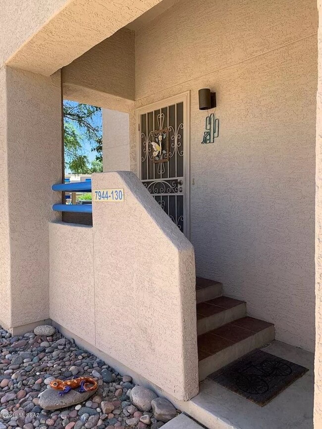 7944 E Colette Cir in Tucson, AZ - Building Photo - Building Photo