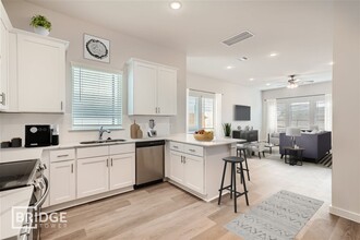 33115 Oak Hts Pl in Magnolia, TX - Building Photo - Building Photo