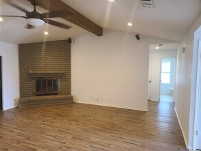 4810 Cherry Tree Dr in Schertz, TX - Foto de edificio - Building Photo