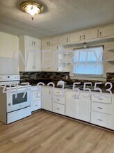 1325 W Elm St in Springfield, MO - Building Photo - Building Photo