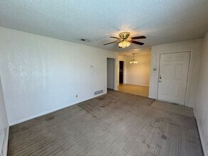708-708 Carrie Ave in Killeen, TX - Building Photo - Building Photo