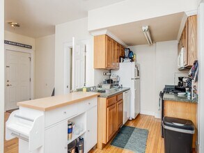 546 E 8th St in Boston, MA - Building Photo - Building Photo