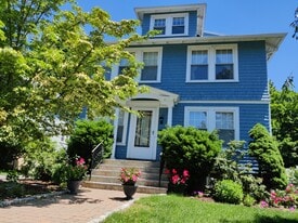 24 Hibbard Rd, Unit 1 in Newton, MA - Building Photo