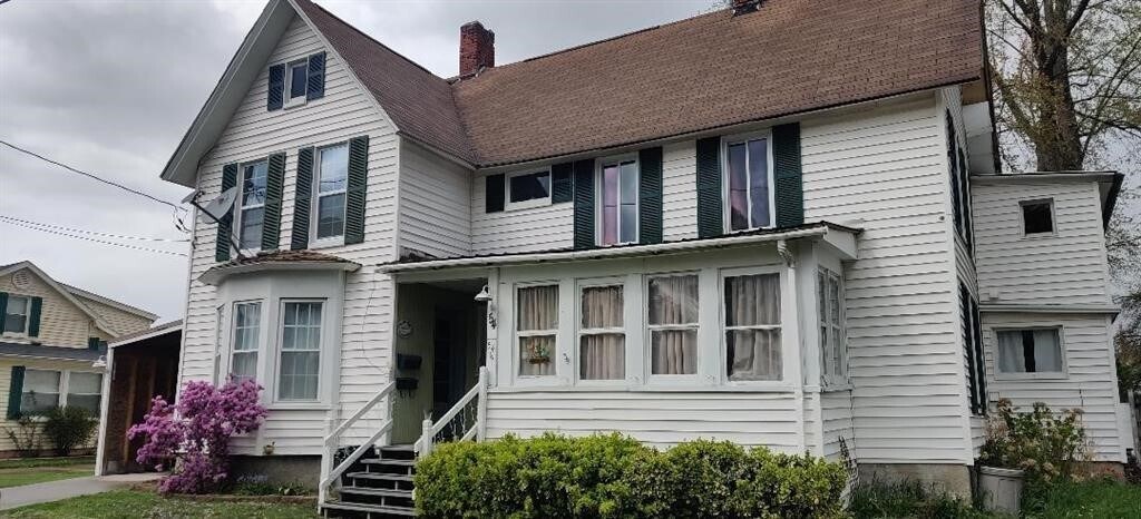 54 Cedar St in Hornell, NY - Building Photo