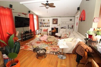 24 Arlington Rd, Unit 44 in Woburn, MA - Building Photo - Building Photo