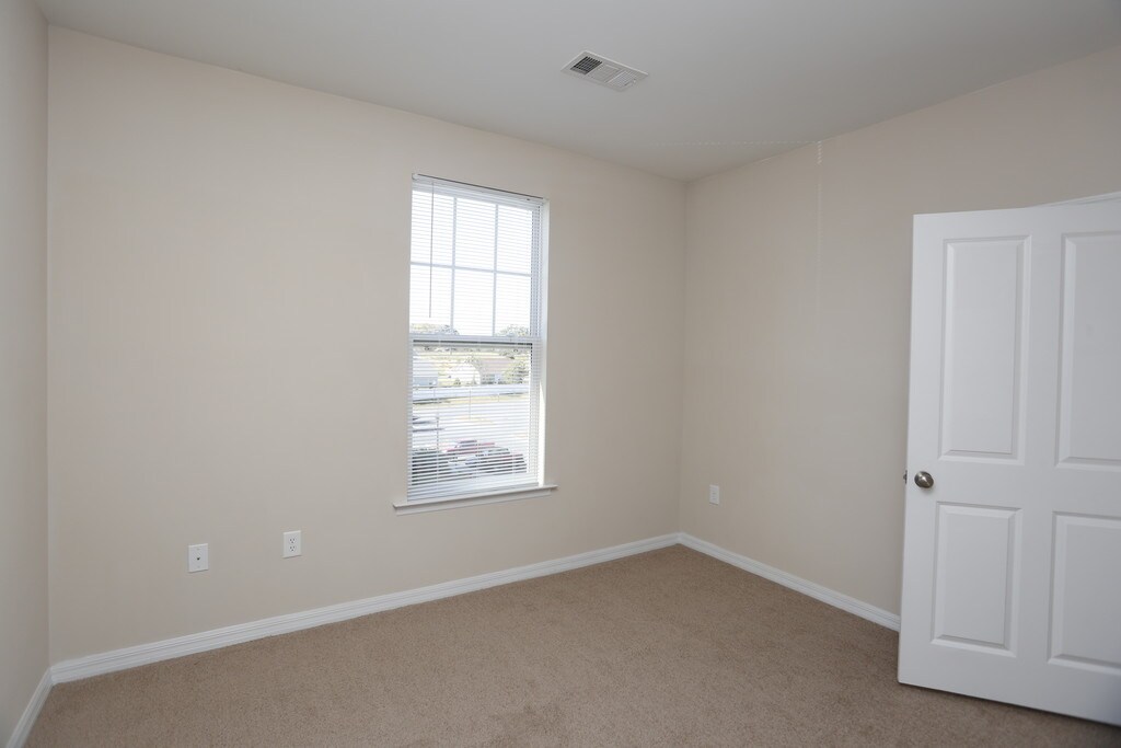 Montague Terrace Apartments Stuarts Draft, VA Apartments For Rent