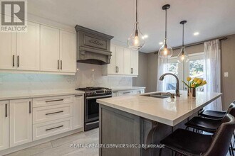 46 Leatherhead Ct in Brampton, ON - Building Photo - Building Photo