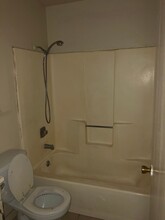 6912 Hall Blvd in Winton, CA - Building Photo - Building Photo