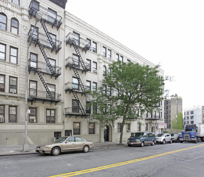 25 Convent Ave in New York, NY - Building Photo - Building Photo