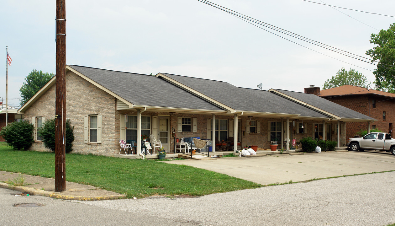 2101-2107 3rd Ave in Nitro, WV - Building Photo