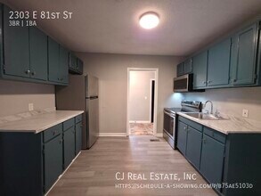 2303 E 81 St in Kansas City, MO - Building Photo - Building Photo