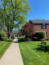 838 Thorn St-Unit -35 in Sewickley, PA - Building Photo - Building Photo