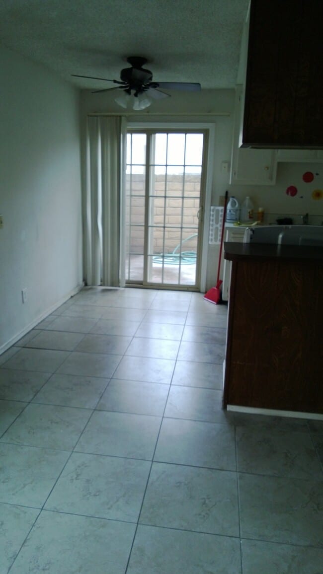 4361 Green Ave, Unit B in Los Alamitos, CA - Building Photo - Building Photo
