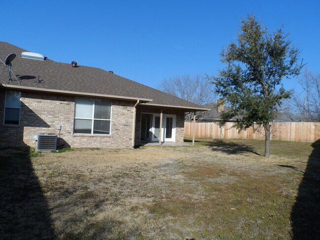 1501 Sharron Ct in Cleburne, TX - Building Photo - Building Photo