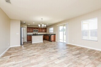 2387 Yellow Grass Ct in Apopka, FL - Foto de edificio - Building Photo