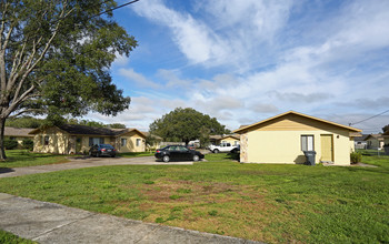 204 Leelon Rd in Lakeland, FL - Foto de edificio - Building Photo