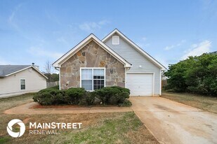 358 Autumn Lake Dr in Mcdonough, GA - Building Photo
