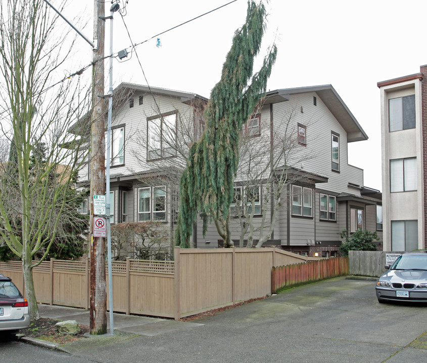 Yale Arms in Seattle, WA - Foto de edificio