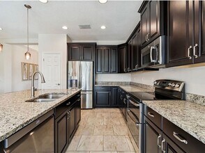 3987 Sunset Lake Dr in Lakeland, FL - Building Photo - Building Photo