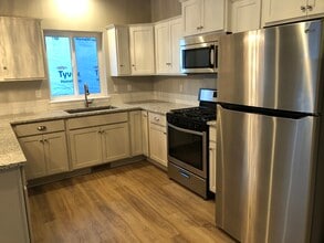 1358 SW Center St, Unit 1 in Pullman, WA - Building Photo - Building Photo