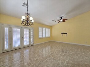 6301 Heather Creek Pl in Las Vegas, NV - Building Photo - Building Photo