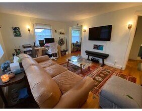 66 Lake Avenue-Unit -14 in Melrose, MA - Building Photo - Building Photo