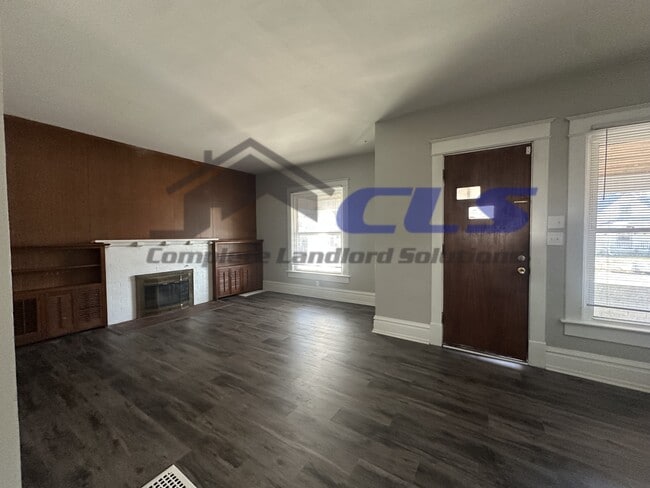 2206 N 11th St in Terre Haute, IN - Building Photo - Building Photo