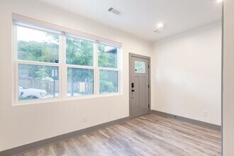 1269 Wright Ln SE in Atlanta, GA - Building Photo - Building Photo