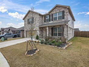 2900 Fox Trail Ln in Fort Worth, TX - Building Photo - Building Photo