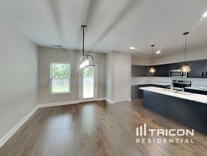 261 Bexley Way in White House, TN - Building Photo - Building Photo
