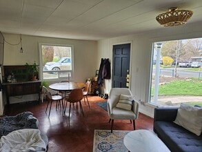 906 G Ave in La Grande, OR - Building Photo - Building Photo