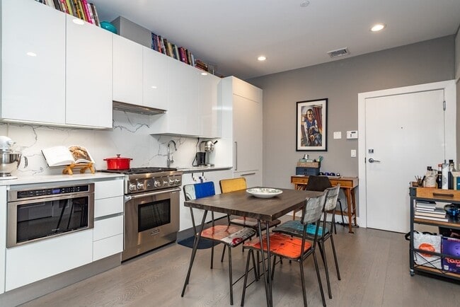 39 A St, Unit 1 in Boston, MA - Foto de edificio - Building Photo