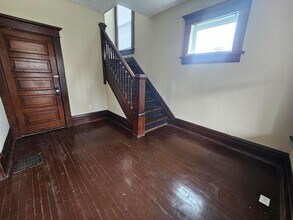 831 Linwood Ave in Columbus, OH - Building Photo - Building Photo
