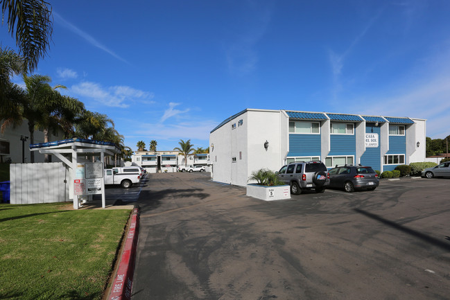 Casa Del Sol Apartments in Carlsbad, CA - Building Photo - Building Photo