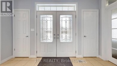 1 Summit Ridge Dr in Guelph, ON - Building Photo - Building Photo