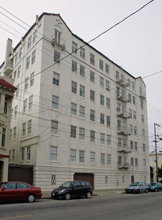 300 16th Ave in San Francisco, CA - Building Photo