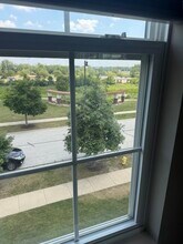 15385 Silver Bell Rd in Orland Park, IL - Foto de edificio - Building Photo