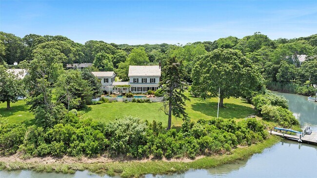 property at 1160 Goose Creek Ln
