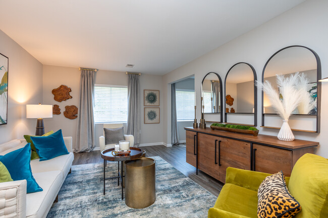 Featherstone Village in Durham, NC - Building Photo - Interior Photo