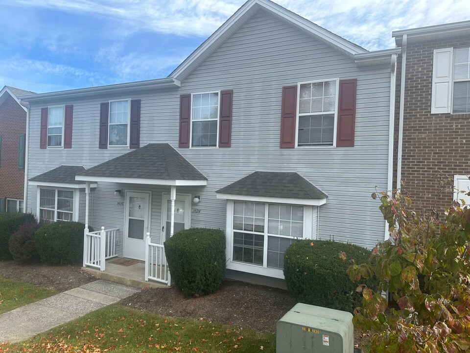 1424 Christine Ct in Blacksburg, VA - Building Photo