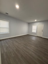 811 S 13th St, Unit 3 in Newark, NJ - Foto de edificio - Building Photo