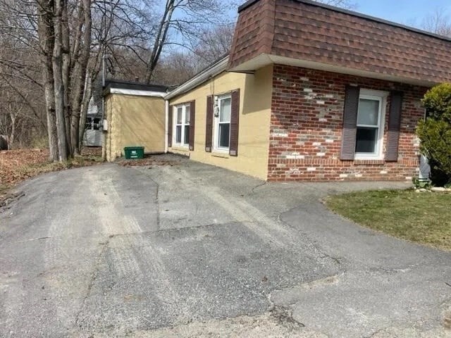 2 Brookside Ave in Worcester, MA - Building Photo - Building Photo